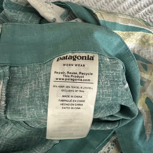 Patagonia Women's Garden Island Cropped Waist Tie Tropical Print Pants Size L - Picture 6 of 8